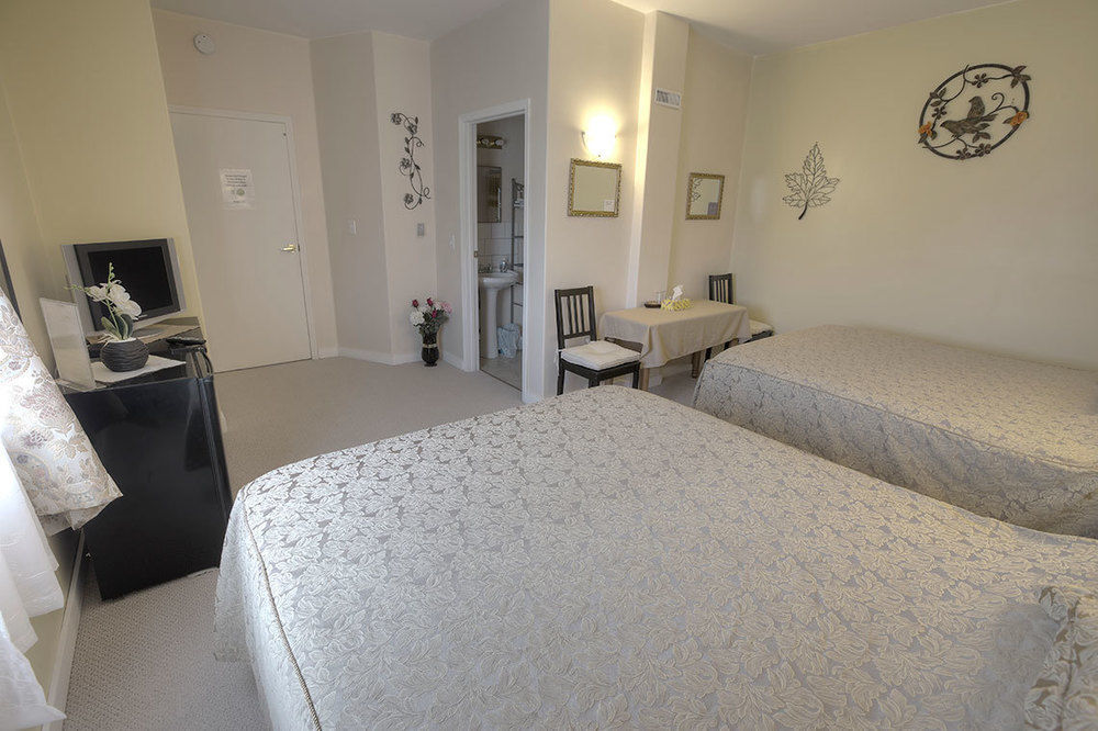 Villa Maria Country Inn Acheson Екстериор снимка